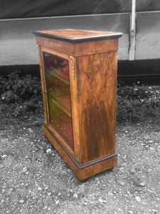 ANTIQUE 19th CENTURY BURR WALNUT & GLAZED DISPLAY CABINET, c1900