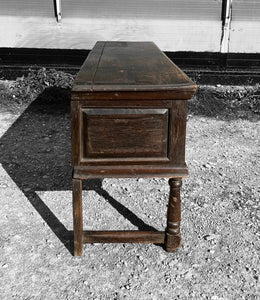 ANTIQUE 18th CENTURY ENGLISH OAK JACOBEAN DRESSER BASE, c1800