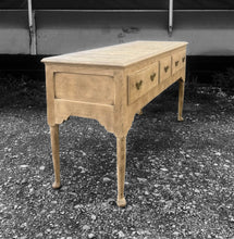 Load image into Gallery viewer, 20th CENTURY ENGLISH LIGHT OAK DRESSER BASE
