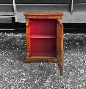 ANTIQUE 19th CENTURY FRENCH BURR WALNUT & GLAZED DISPLAY CABINET, c1900