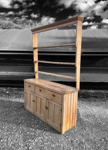 LARGE ANTIQUE 19th CENTURY ENGLISH PINE DRESSER, c1900