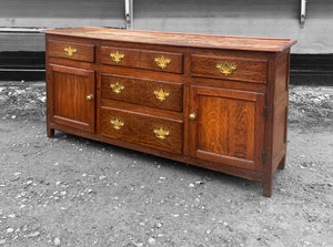 LARGE ANTIQUE 19th CENTURY ENGLISH OAK DRESSER BASE, c1840