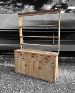 LARGE ANTIQUE 19th CENTURY ENGLISH PINE DRESSER, c1900