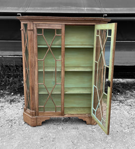 ANTIQUE 19th CENTURY ENGLISH PINE ASTRAGAL GLAZED DISPLAY CABINET, c1900