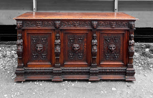 LOVELY ANTIQUE 19th CENTURY FRENCH CARVED OAK SIDEBOARD, c1900