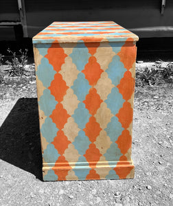 ANTIQUE 19th CENTURY ENGLISH PINE HAND PAINTED CHEST OF DRAWERS, c1900