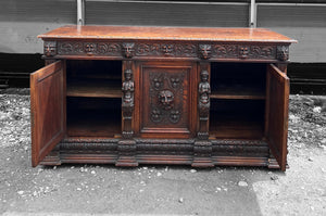 LOVELY ANTIQUE 19th CENTURY FRENCH CARVED OAK SIDEBOARD, c1900