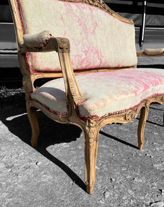 ANTIQUE 19th CENTURY FRENCH ORNATE BLEACHED OAK 3 SEATER SALON SOFA, c1900