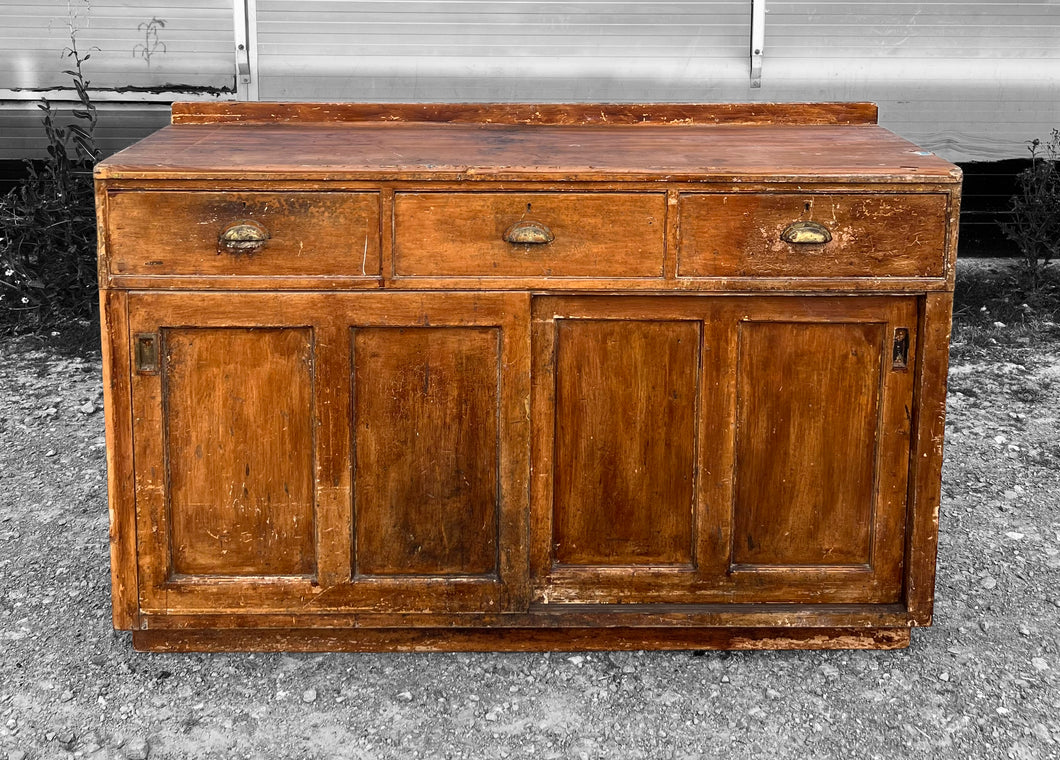 ANTIQUE 19th CENTURY ENGLISH PINE DRESSER BASE, c1900