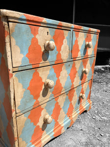 ANTIQUE 19th CENTURY ENGLISH PINE HAND PAINTED CHEST OF DRAWERS, c1900