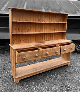 LARGE ANTIQUE 20th CENTURY ENGLISH FARMHOUSE PINE DRESSER, c1920