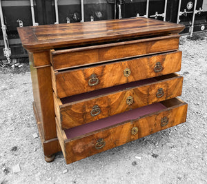 ANTIQUE 19th CENTURY FRENCH BURR WALNUT CHEST OF DRAWERS, c1900