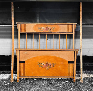 ANTIQUE 20TH CENTURY FRENCH HAND PAINTED SINGLE BED, C1920