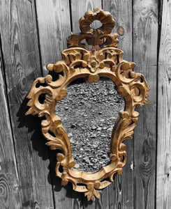 ANTIQUE 20TH CENTURY FRENCH GILTWOOD ORNATE WALL MIRROR, C1920