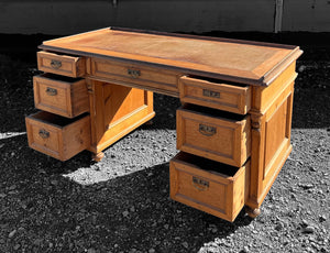 LARGE ANTIQUE 19TH CENTURY FRENCH ORNATE RUSTIC PINE & LEATHER TOPPED DESK, C1900