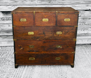 ANTIQUE 19TH CENTURY ANGLO INDIAN MAHOGANY MILITARY CAMPAIGN CHEST OF DRAWERS, C1900