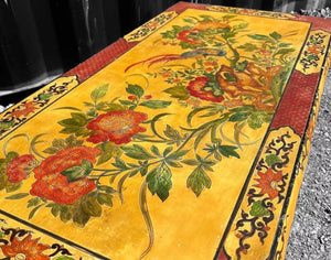 ANTIQUE 20TH CENTURY CHINESE ORIENTAL ORIGINAL PAINTED COFFEE TABLE, C1920