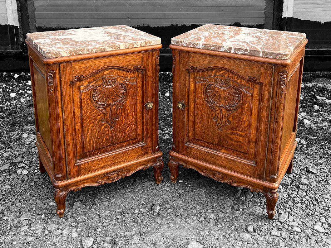 ANTIQUE 20th CENTURY FRENCH PAIR OF ORNATE OAK & MARBLE TOPPED BEDSIDE TABLES, c1920