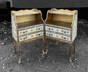 ANTIQUE 20th CENTURY PAIR OF ITALIAN GILT FLORENTINE SIDE TABLES, c1920