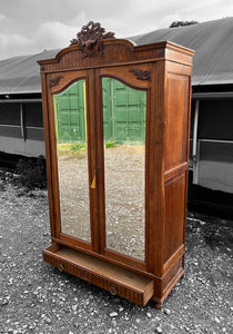 ANTIQUE 19TH CENTURY FRENCH ORNATE OAK DOUBLE WARDROBE ARMOIRE, C1900