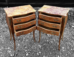 ANTIQUE 20th CENTURY FRENCH ORNATE PAIR OF MARBLE TOPPED BEDSIDE TABLES, c1920