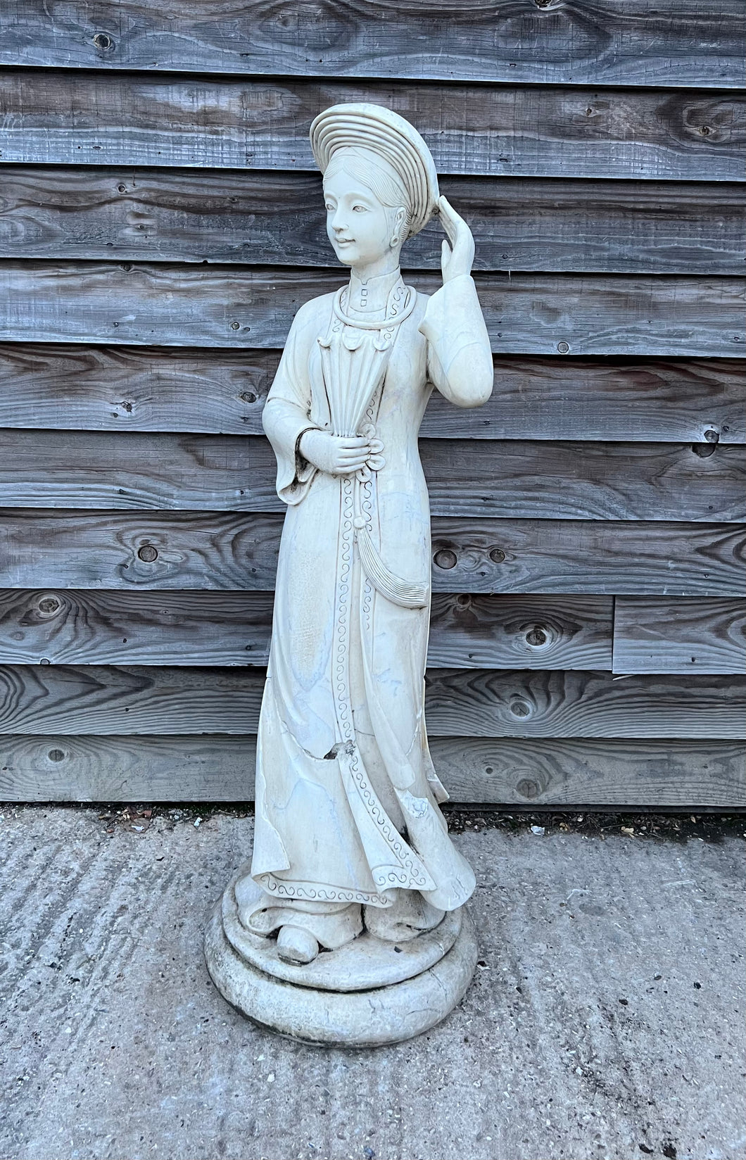 ANTIQUE 20TH CENTURY ORNATE DUTCH MARBLE STATUE ELEGANT LADY, C1920