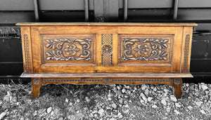 20TH CENTURY FRENCH ORNATE OAK DOUBLE BED, C1940