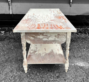 20th CENTURY FRENCH ORNATE WHITE PAINTED RUSTIC SERVING DINING TABLE