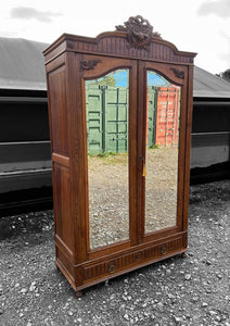 ANTIQUE 19TH CENTURY FRENCH ORNATE OAK DOUBLE WARDROBE ARMOIRE, C1900