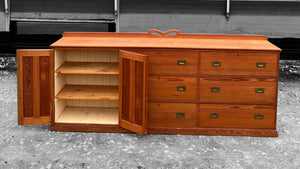 LARGE ANTIQUE 19th CENTURY ENGLISH PITCH PINE SIDEBOARD, c1900