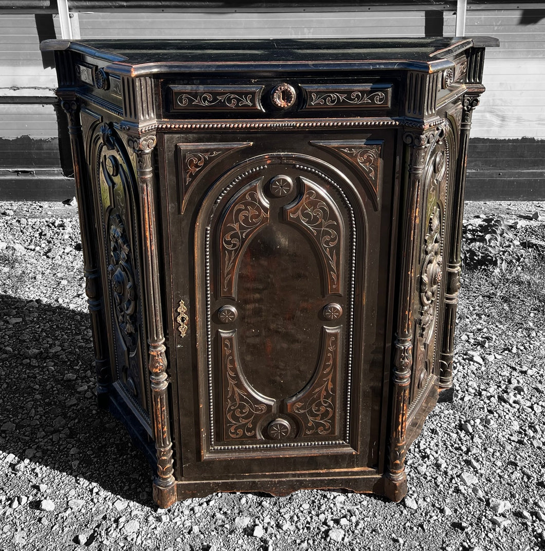 ANTIQUE 19TH CENTURY FRENCH ORNATE EBONISED OAK SIDEBOARD CUPBOARD, C1900