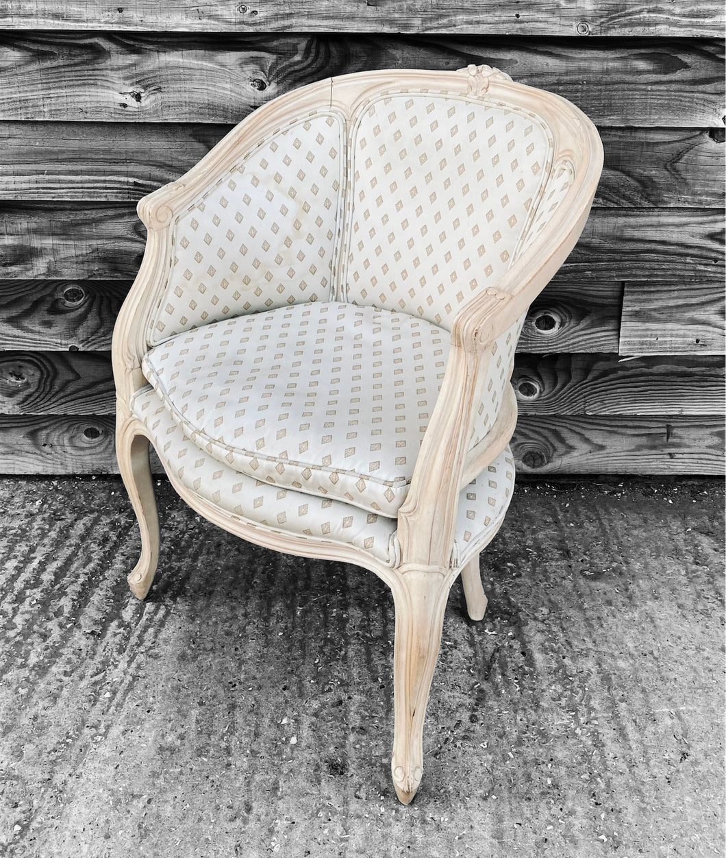 ANTIQUE 20TH CENTURY FRENCH BLEACHED OAK UPHOLSTERED ARMCHAIR, c1920