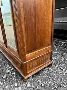 ANTIQUE 19TH CENTURY FRENCH ORNATE OAK DOUBLE WARDROBE ARMOIRE, C1900