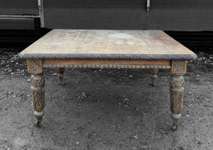 LARGE ANTIQUE 19th CENTURY ENGLISH CARVED OAK EXTENDING DINING TABLE, c1900