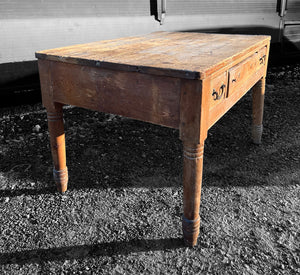 ANTIQUE 19TH CENTURY ENGLISH FARMHOUSE RUSTIC PINE DINING TABLE, c1900