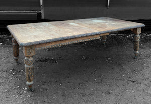 LARGE ANTIQUE 19th CENTURY ENGLISH CARVED OAK EXTENDING DINING TABLE, c1900