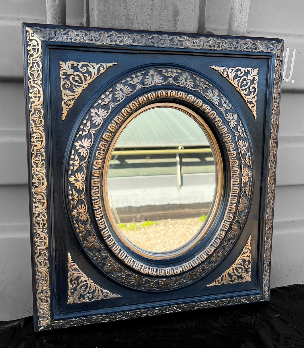 ANTIQUE 19TH CENTURY FRENCH ORNATE BLACK & GOLD WALL MIRROR, C1900