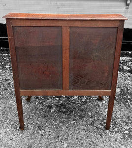 ANTIQUE 20th CENTURY FRENCH ORNATE OAK BUREAU, c1920