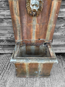 20TH CENTURY WEATHERED ARCHED WATER FOUNTAIN FEATURE