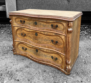 ANTIQUE 19th CENTURY FRENCH ORNATE BURR WALNUT CHEST OF DRAWERS, c1900